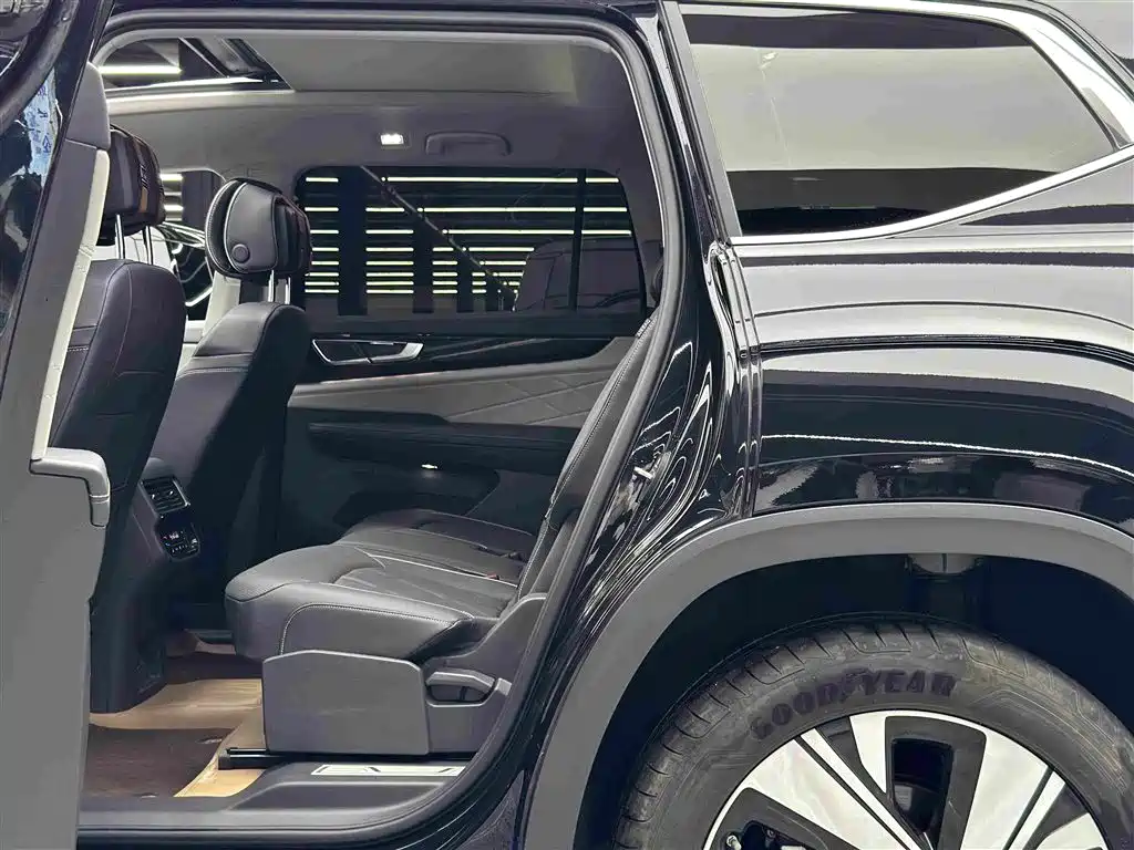 Volkswagen Teramont — миниатюра 9