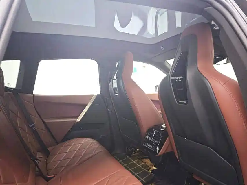 BMW iX — миниатюра 22