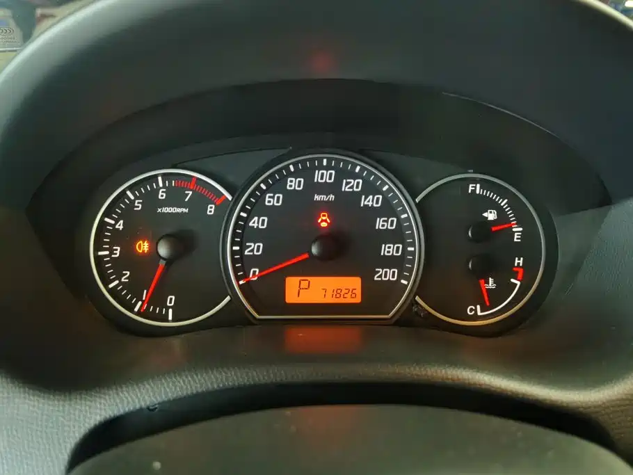 Suzuki Swift — миниатюра 14
