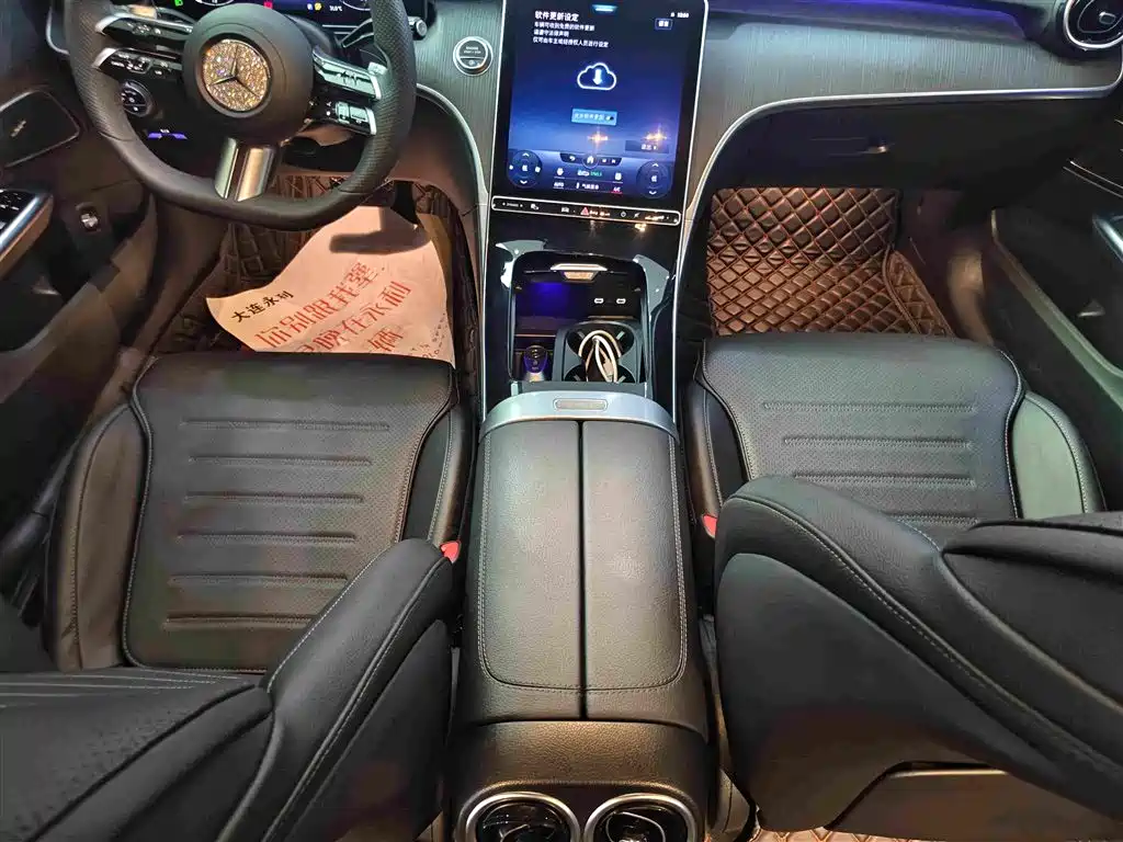 Mercedes-Benz C-Class — миниатюра 15