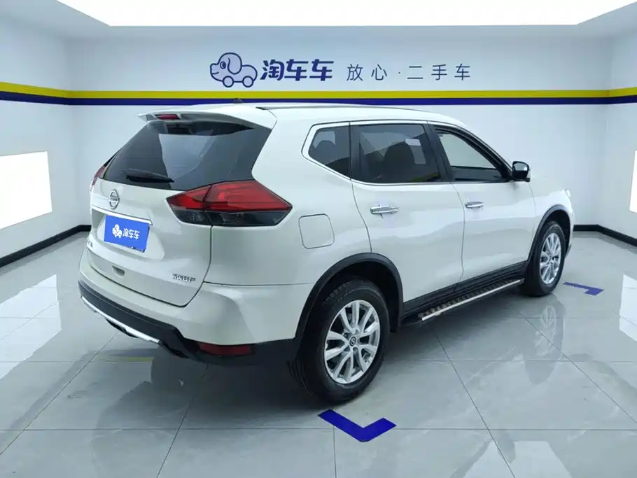 Nissan X-Trail — миниатюра 3