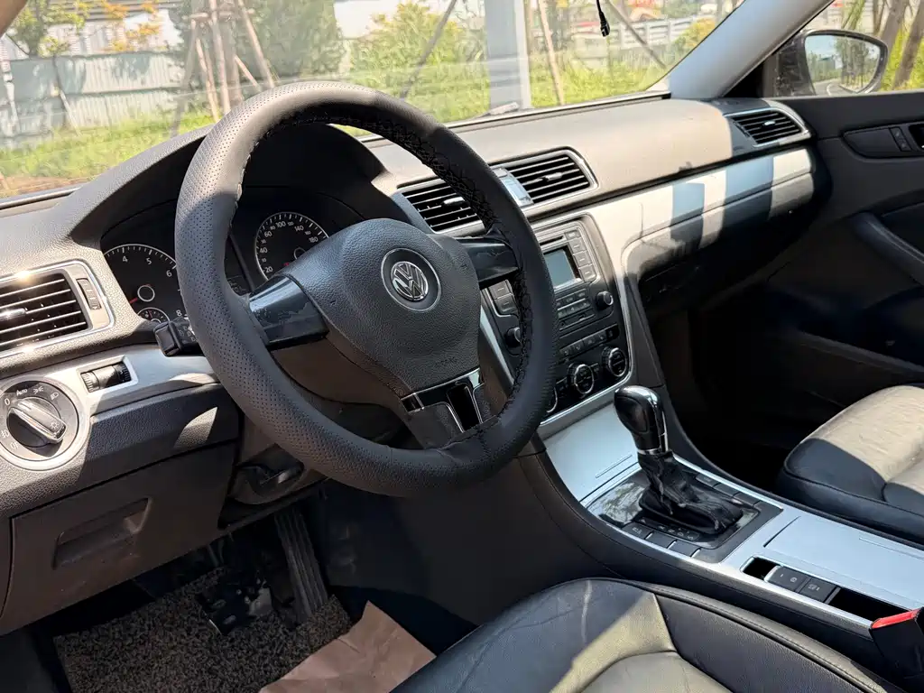 Volkswagen Passat — миниатюра 10