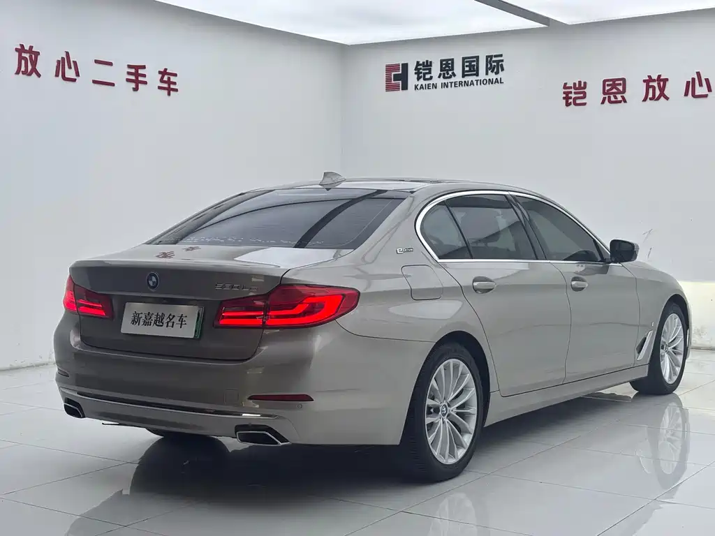 BMW 5 Series New Energy — миниатюра 19