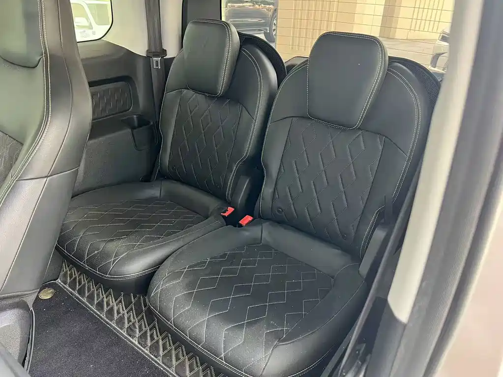 Baojun KiWi EV — миниатюра 7
