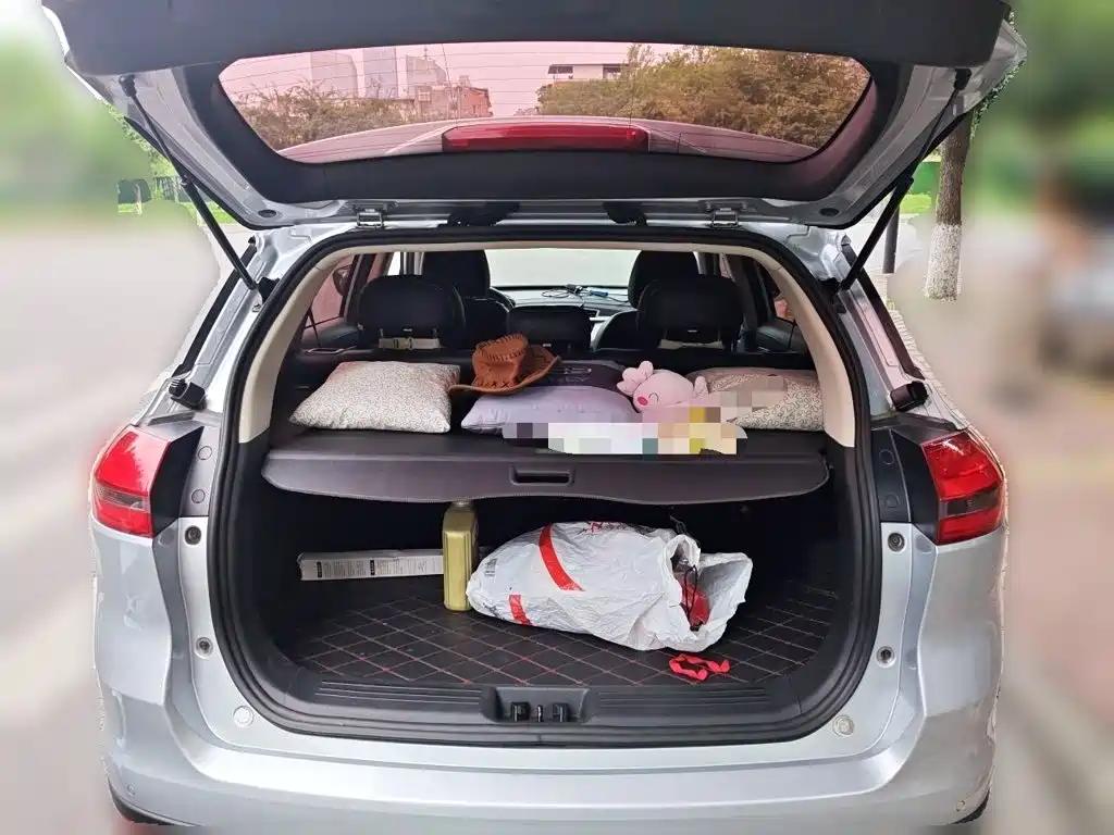 Geely Boyue — миниатюра 15