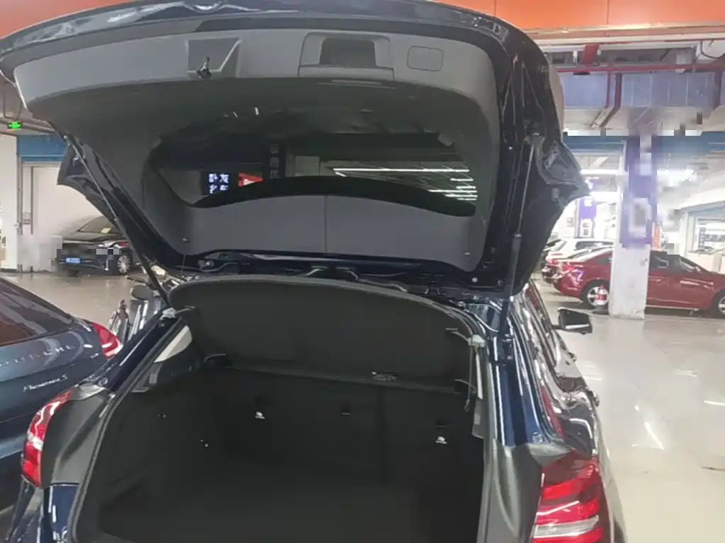 Mercedes-Benz GLA — миниатюра 19
