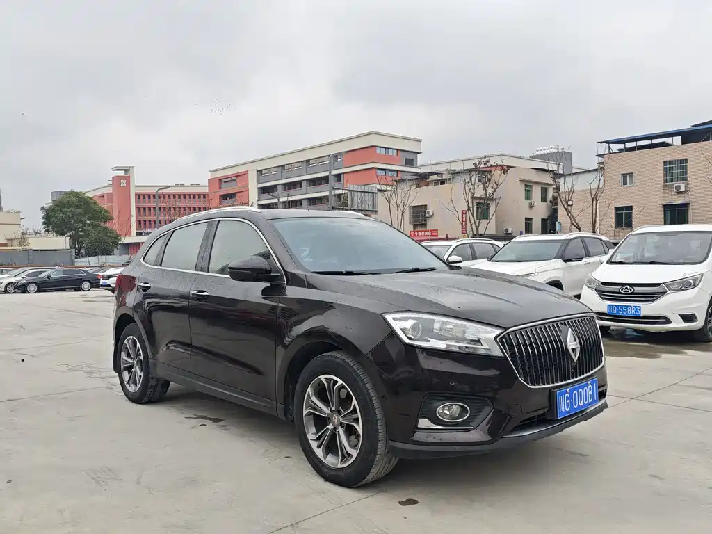 BORGWARD BAOWO BX7