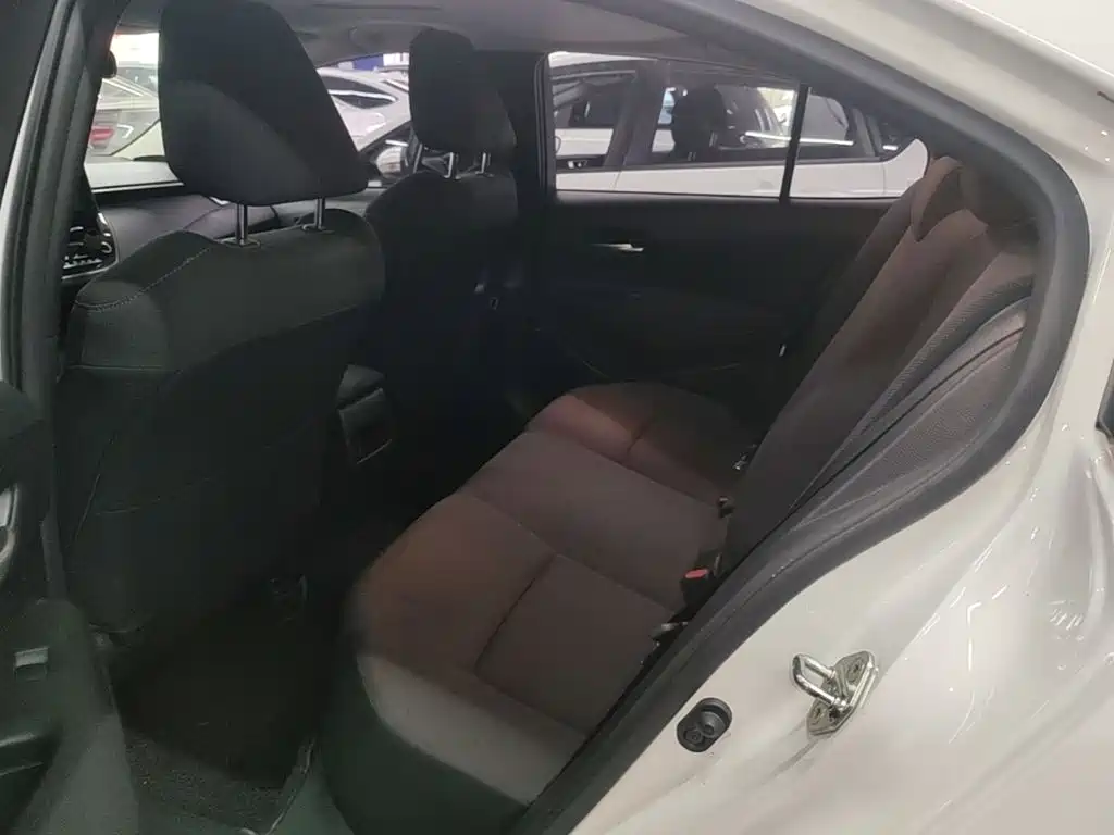 Toyota Corolla — миниатюра 17