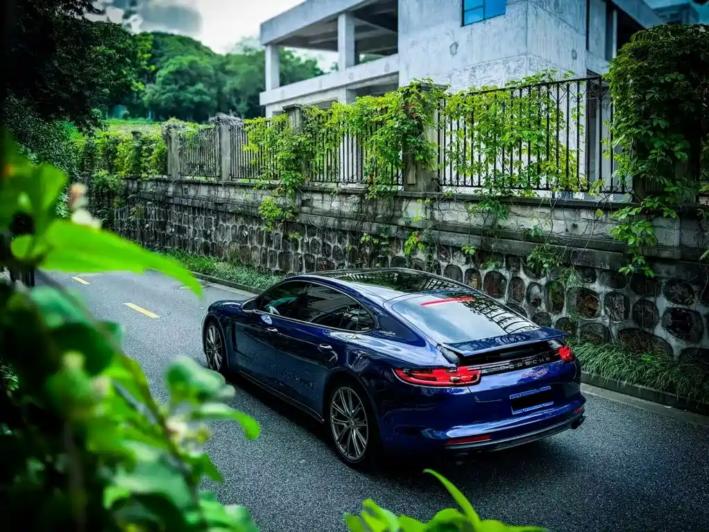 Porsche Panamera — миниатюра 10