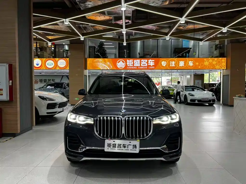 BMW X7 — миниатюра 14