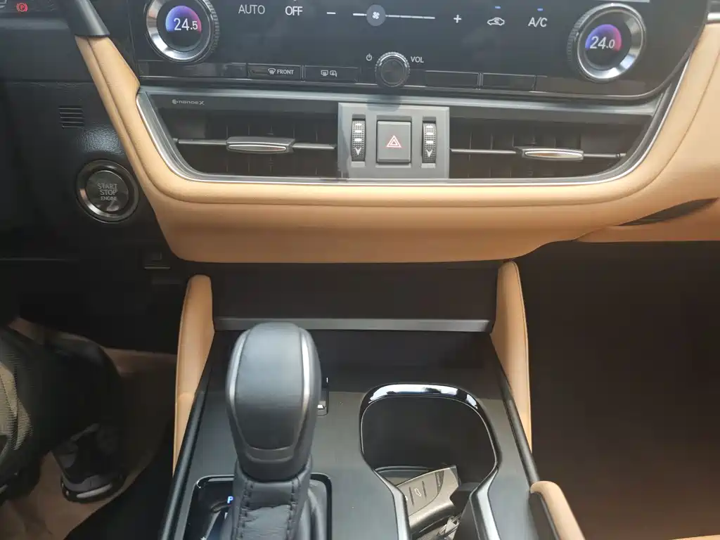 Lexus ES — миниатюра 18