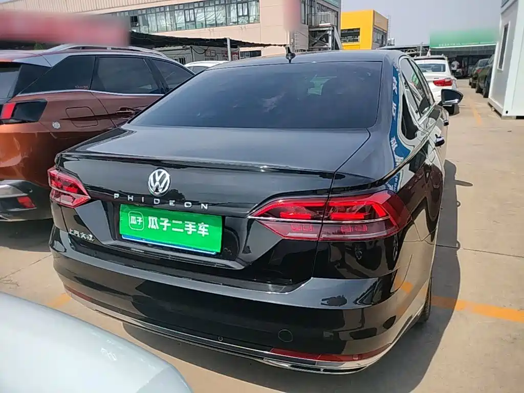 Volkswagen Phideon — миниатюра 6