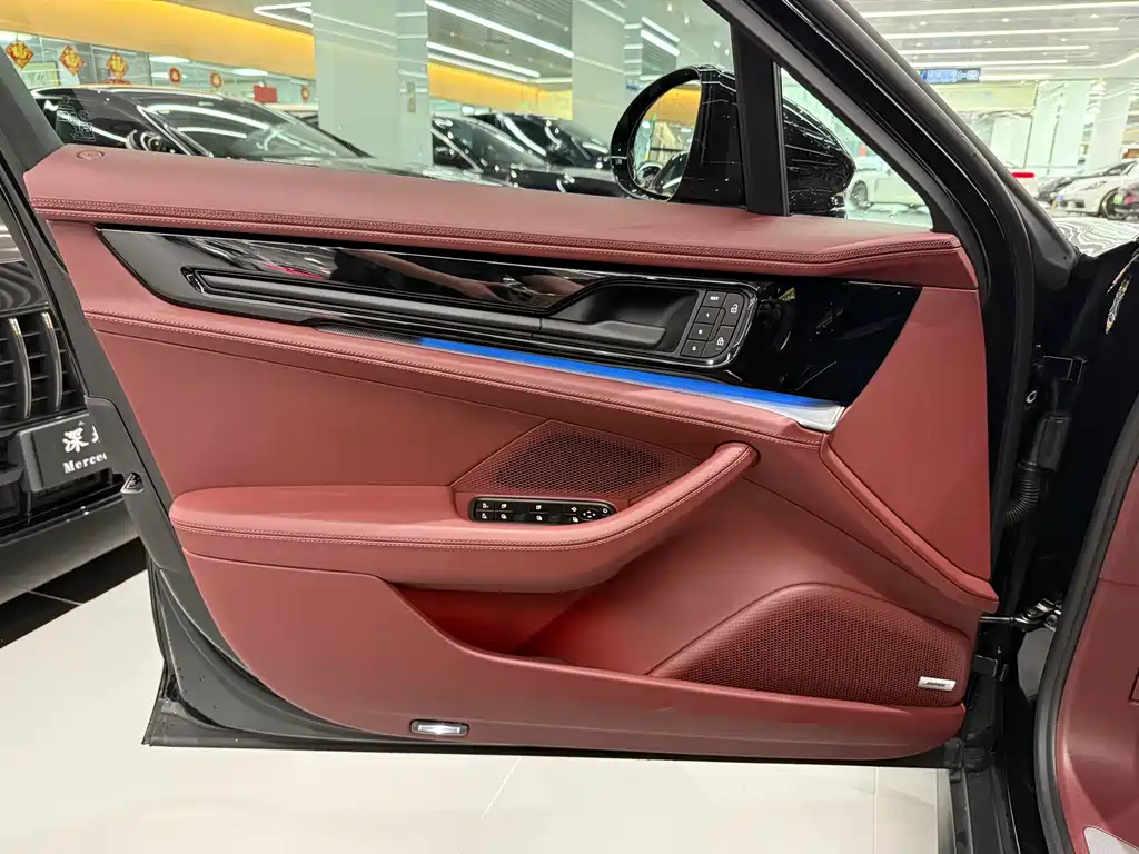 Porsche Panamera — миниатюра 13