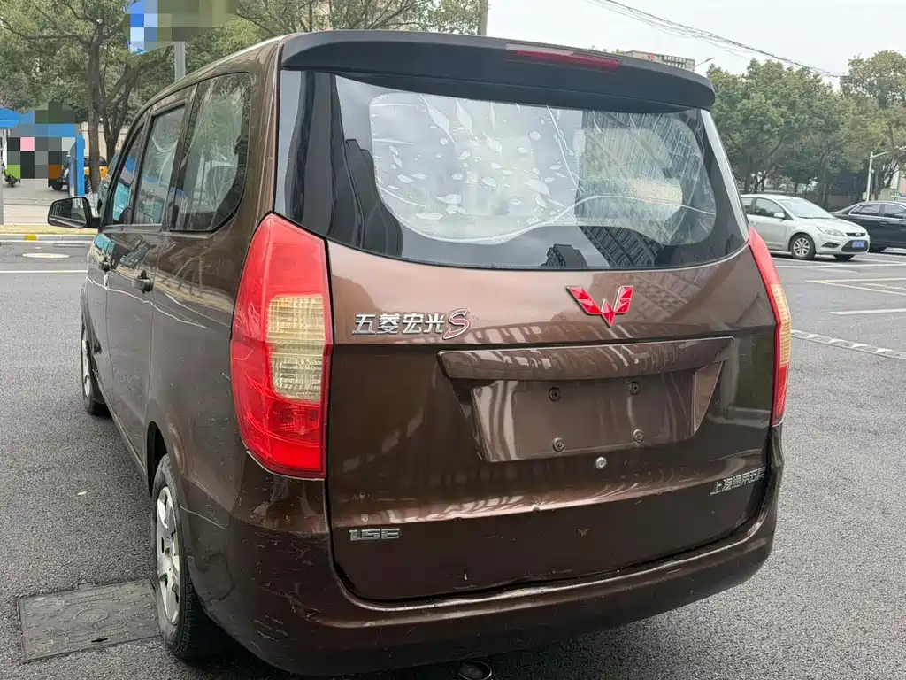 Wuling Hongguang — миниатюра 8