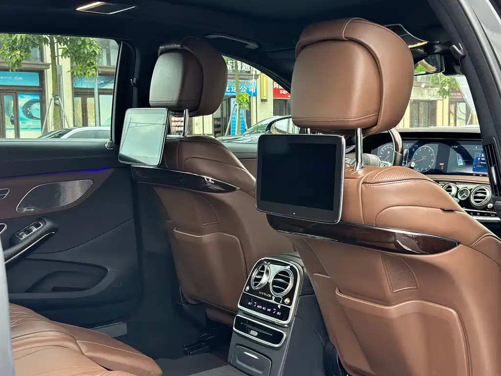 Mercedes-Benz S-Class — миниатюра 22