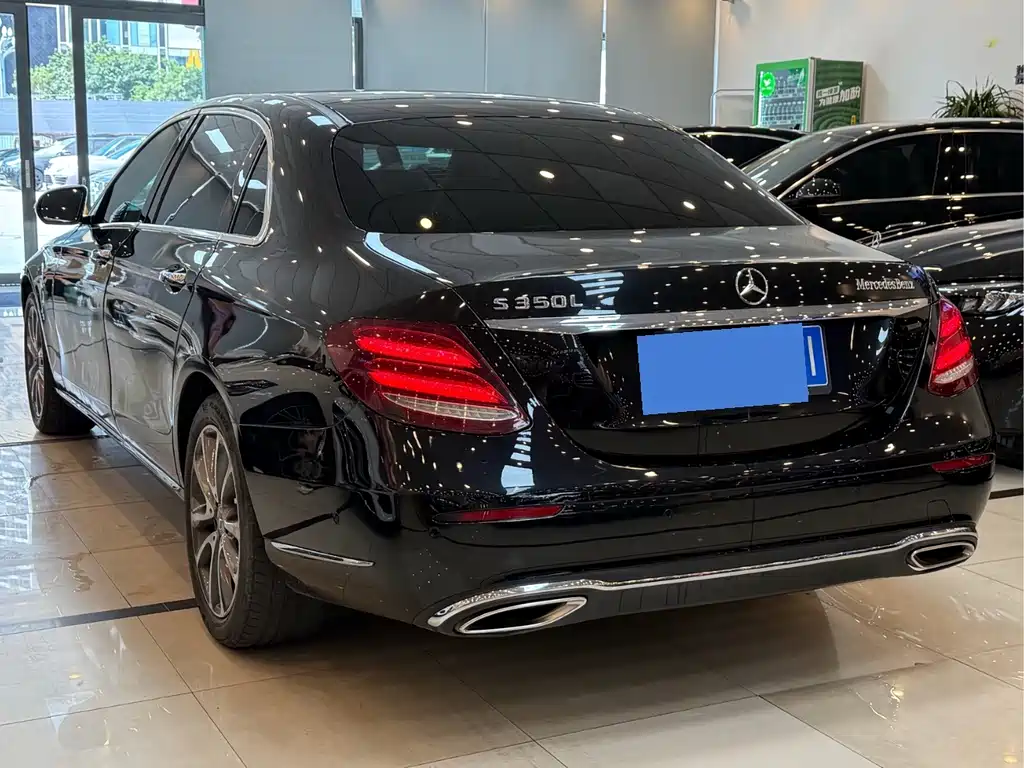 Mercedes-Benz E-Class — миниатюра 22