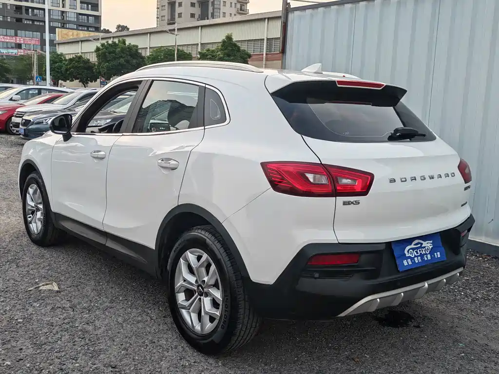 Borgward BX5 — миниатюра 6