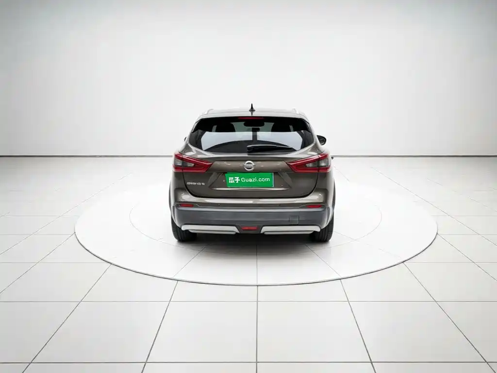 Nissan Qashqai — миниатюра 5