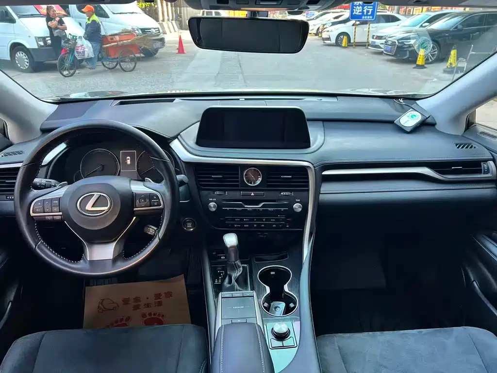 Lexus RX — миниатюра 5