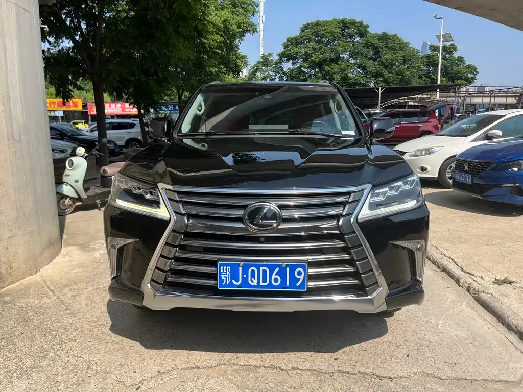 Lexus LX 2019 570 Luxury