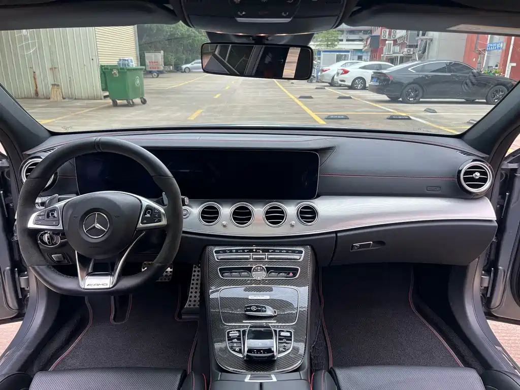 Mercedes-Benz E-Class AMG — миниатюра 5