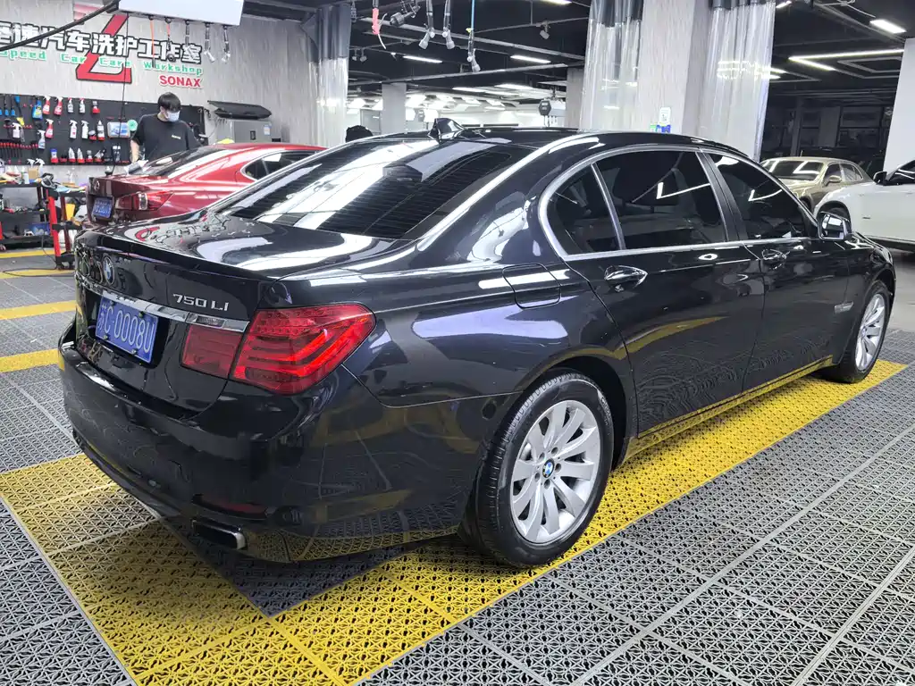 BMW 7 Series 7 2009 740Li Luxury