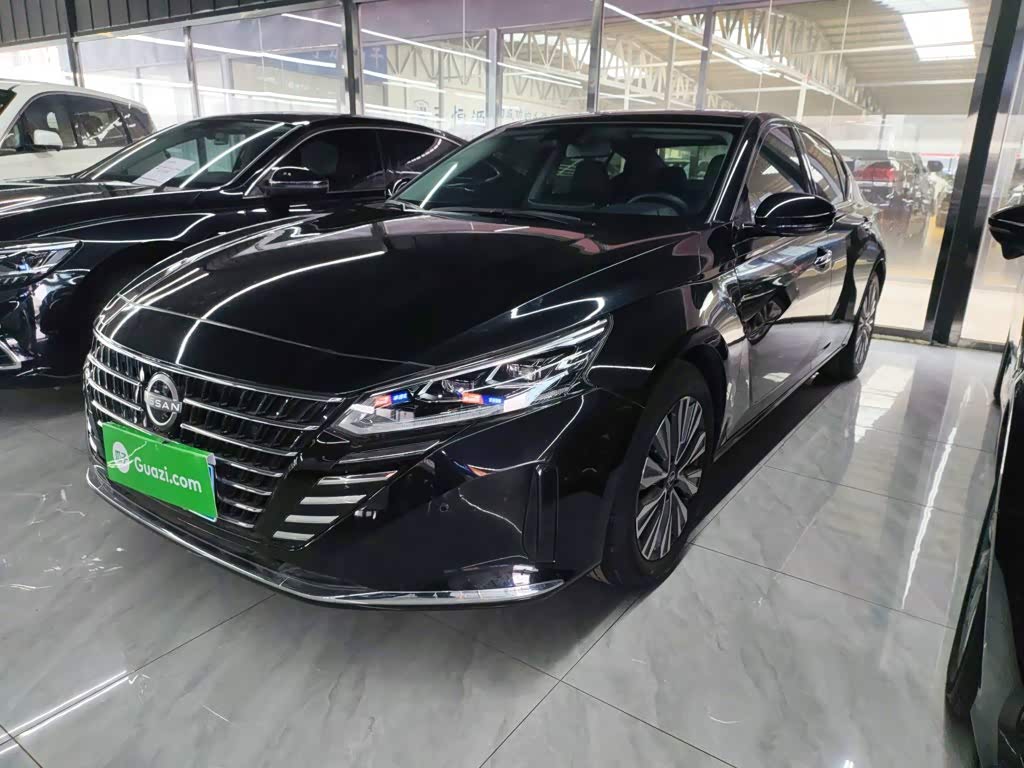 Nissan Teana 2.0 л 2024 г. Чёрный, пробег 13000 км