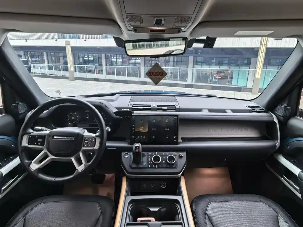 Land Rover Land Rover Defender 2022 90 2.0T P300 X-DYNAMIC HSE