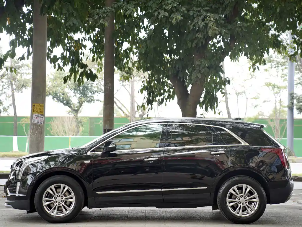 Cadillac XT5 — миниатюра 4