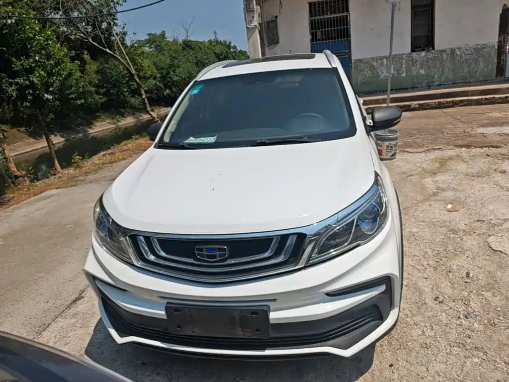 Geely Vision X3 — миниатюра 3