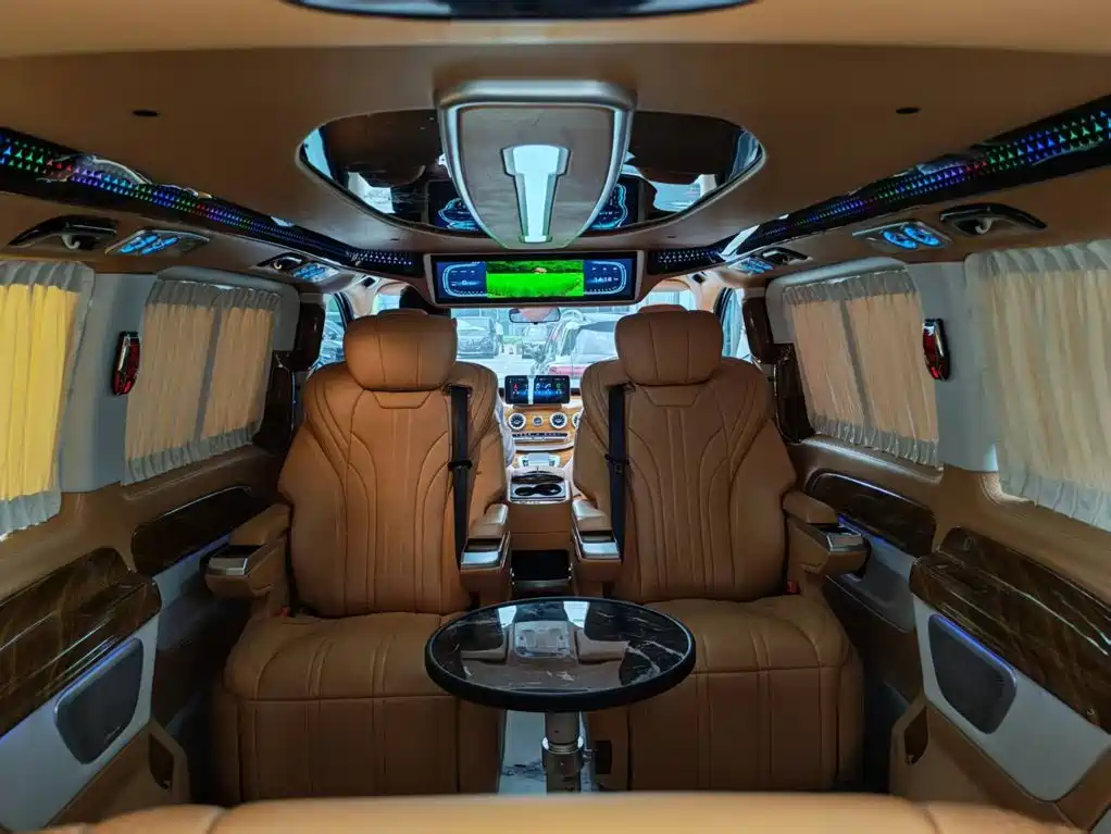 Mercedes-Benz Vito — миниатюра 14