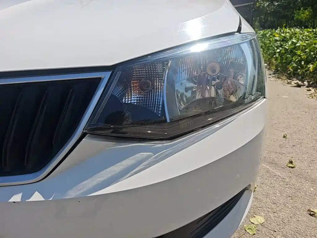 Skoda Fabia — миниатюра 24