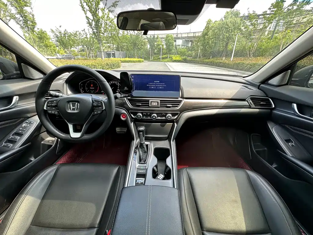 Honda Accord 2022 260TURBO Luxury