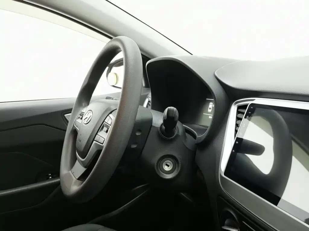 Hyundai Verna — миниатюра 22