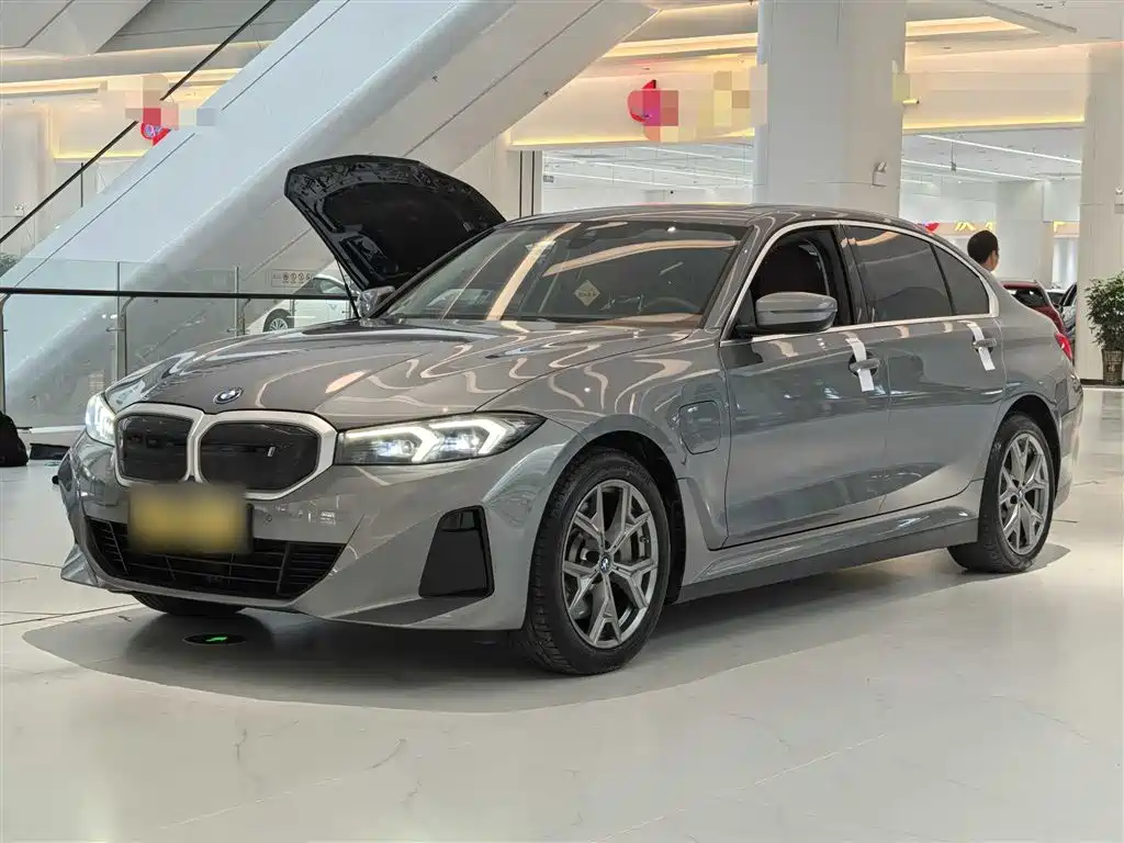 BMW i3 2022 eDrive 35 L