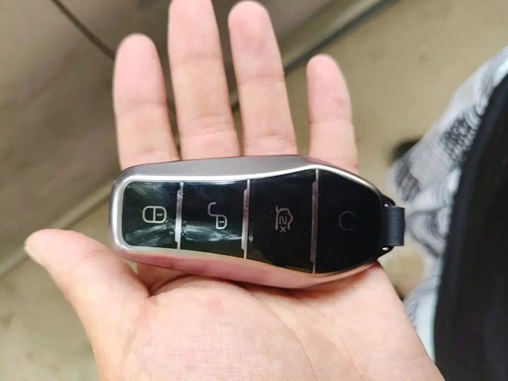 BYD Han — миниатюра 9