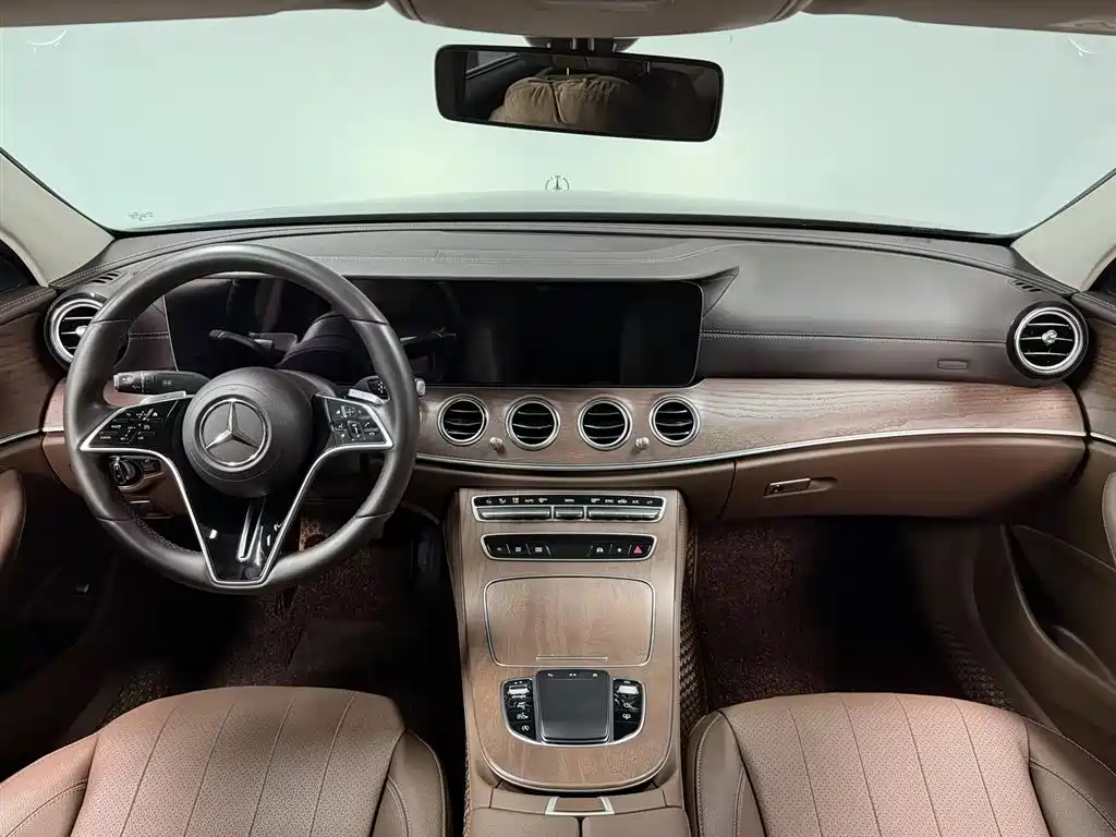 Mercedes-Benz E-Class E 2023 E 300 L Luxury