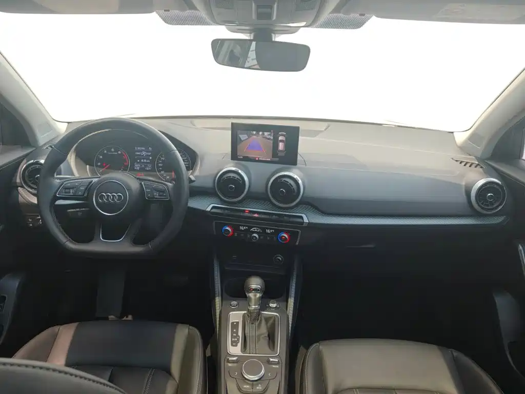 Audi Q2L — миниатюра 8