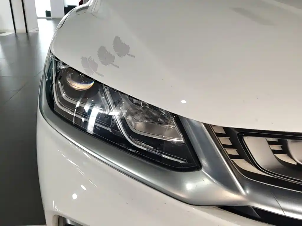 Geely Binyue — миниатюра 13