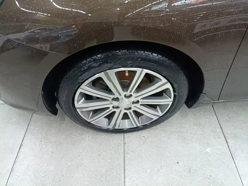 Peugeot 408 — миниатюра 23