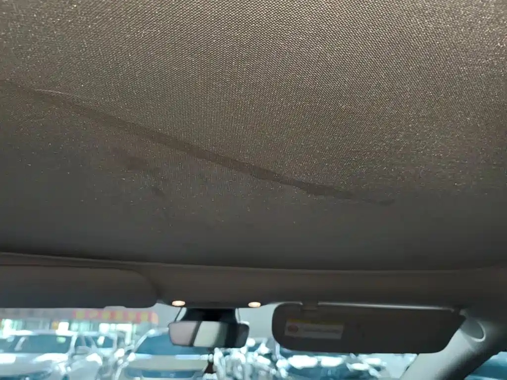 Tesla Model 3 — миниатюра 18