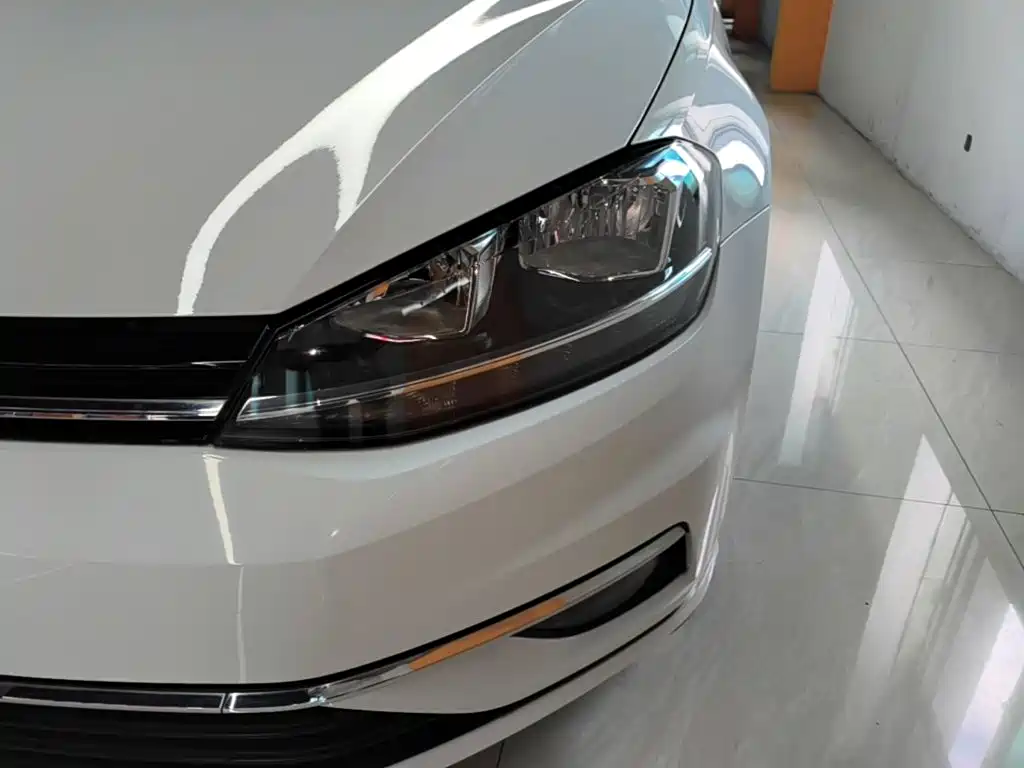 Volkswagen Golf — миниатюра 24
