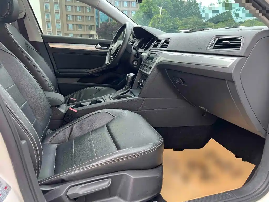 Volkswagen Lamando — миниатюра 25