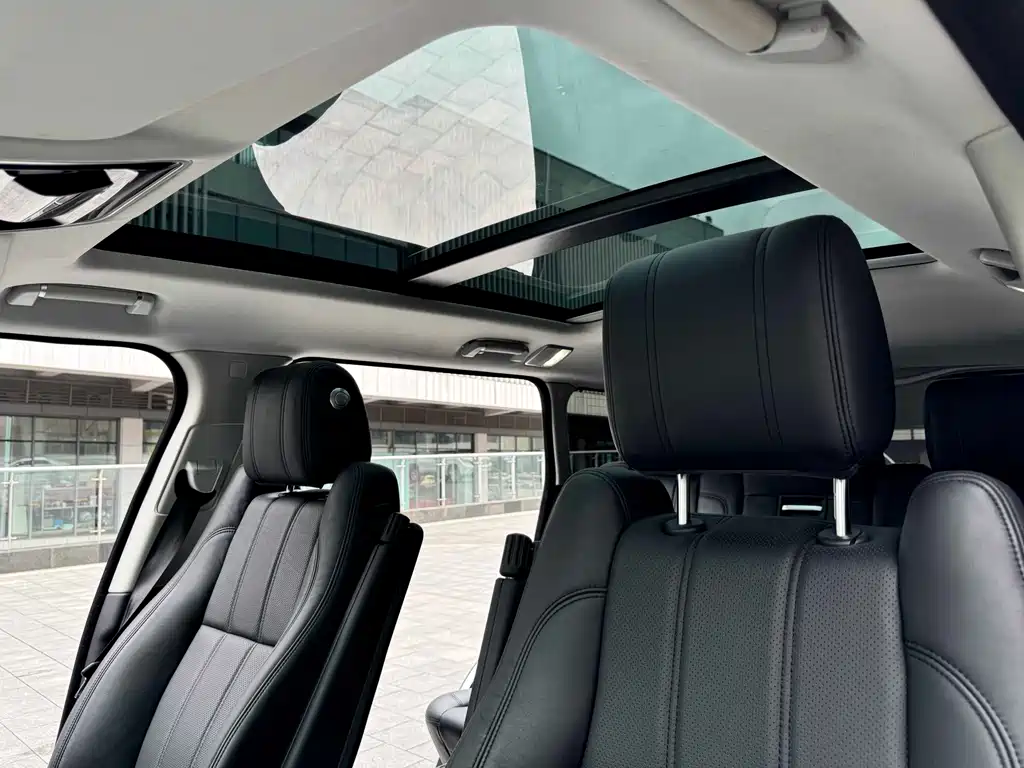 Land Rover Range Rover — миниатюра 7
