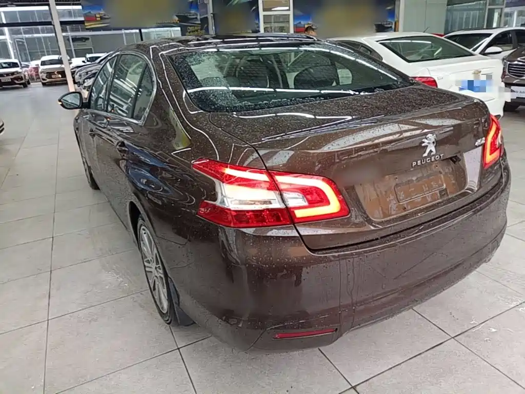 Peugeot 408 — миниатюра 5