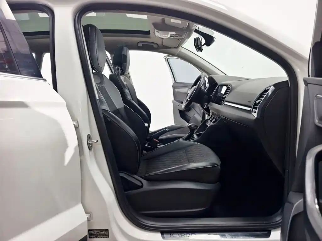 Skoda Karoq — миниатюра 14