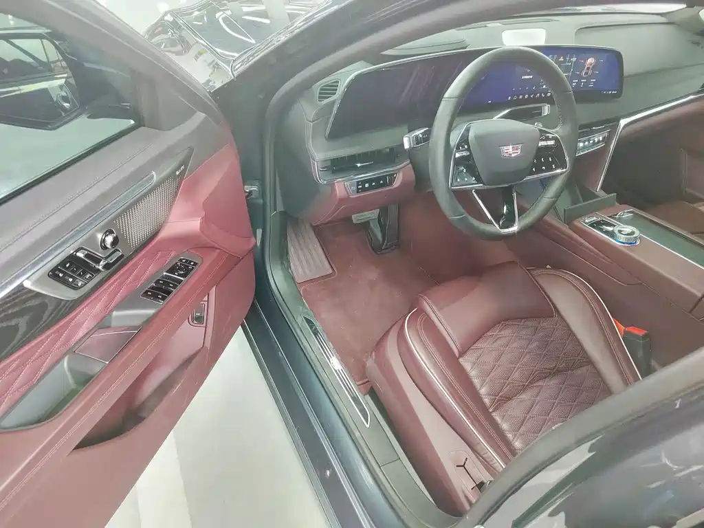 Cadillac CT6 — миниатюра 4