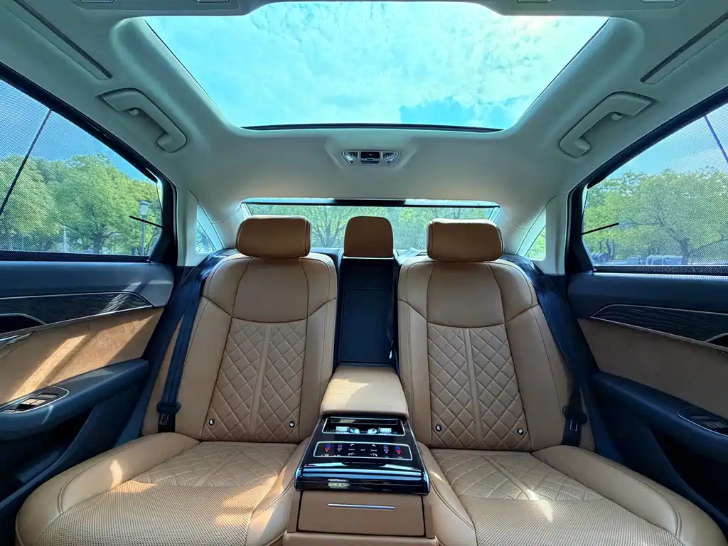 Audi A8 — миниатюра 14