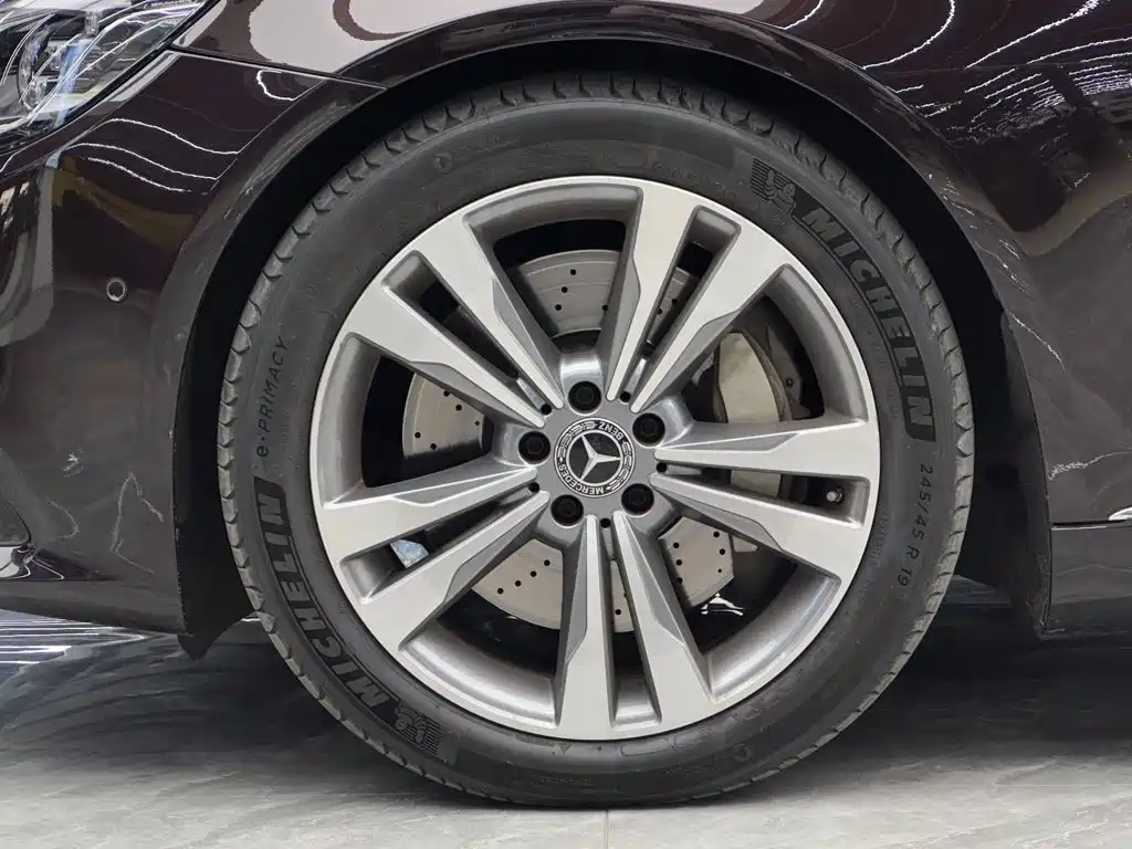 Mercedes-Benz S-Class — миниатюра 4
