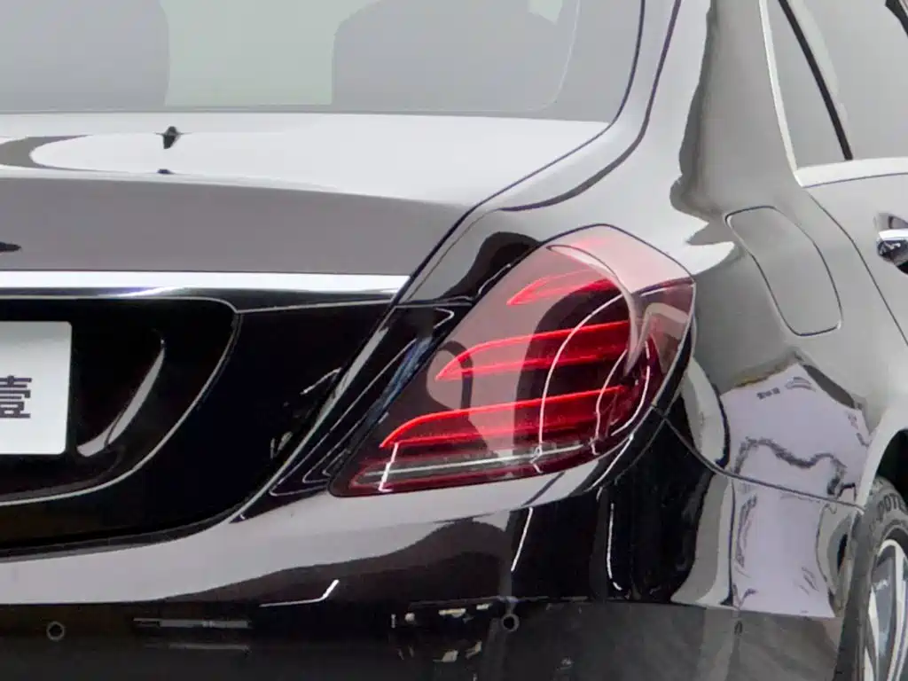 Mercedes-Benz S-Class — миниатюра 6